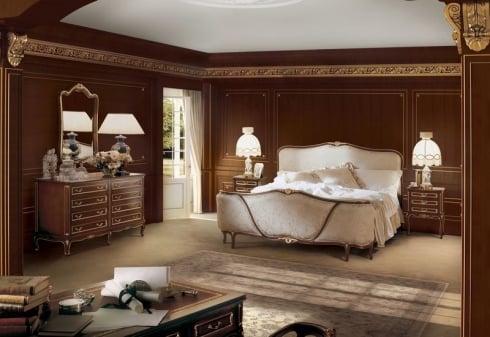 Двуспальная кровать, тумбочки, комод и зеркало из коллекции Vivaldi
