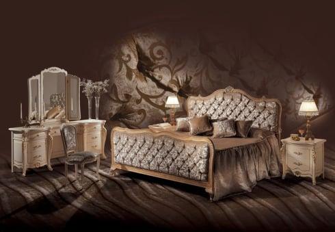 Мебель из дерева для спальни в классическом стиле Bartok