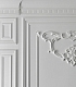 Декор белого цвета на стеновых панелях ROMA boiserie
