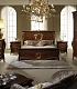 Итальянская двуспальная кровать в классическом стиле Donatello