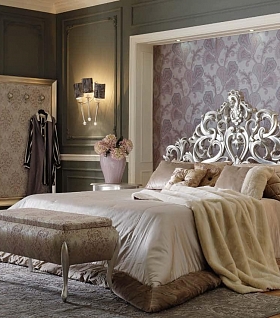 Эксклюзивная итальянская кровать серебристого цвета Giorgiocasa