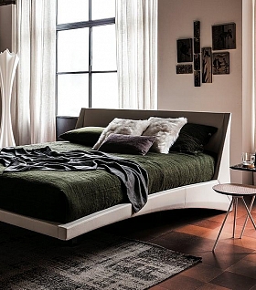 Белая кожаная кровать в современном дизайне DYLAN