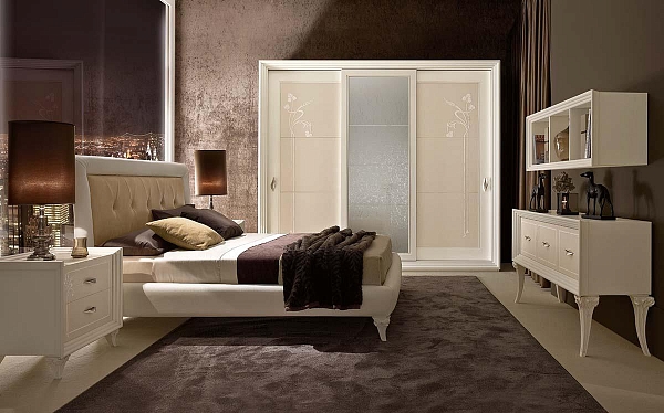 Белая кожаная кровать, тумбочки, комод и большой шкаф из коллекции TODAY   1 Ferretti e Ferretti