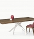 Стильный обеденный стол на белых ножках с толстой деревянной столешницей ARTISTICO