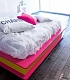Розовая лаковая кровать с желтой полосой NIGHT SIDE LETTI-05