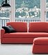 Стильный красный диван с регулируемым наклоном спинок и пуф из коллекции мягкой мебели Magicanto