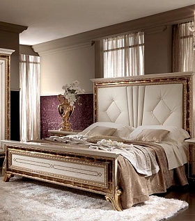 Изысканный спальный гарнитур в классическом стиле Raffaello